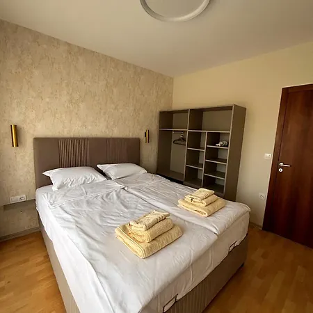Apartment Dimoff Self Check-in Varna