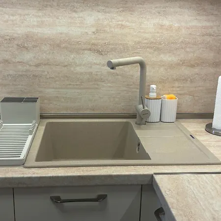 Apartment Dimoff Self Check-in Varna